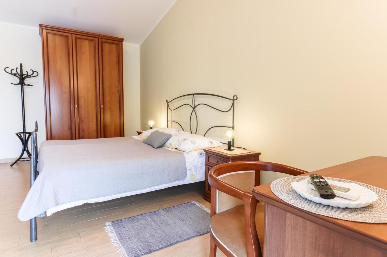 Bed & Breakfast Kastel Žbandaj Εξωτερικό φωτογραφία