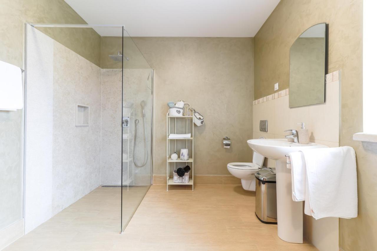 Bed & Breakfast Kastel Žbandaj Εξωτερικό φωτογραφία